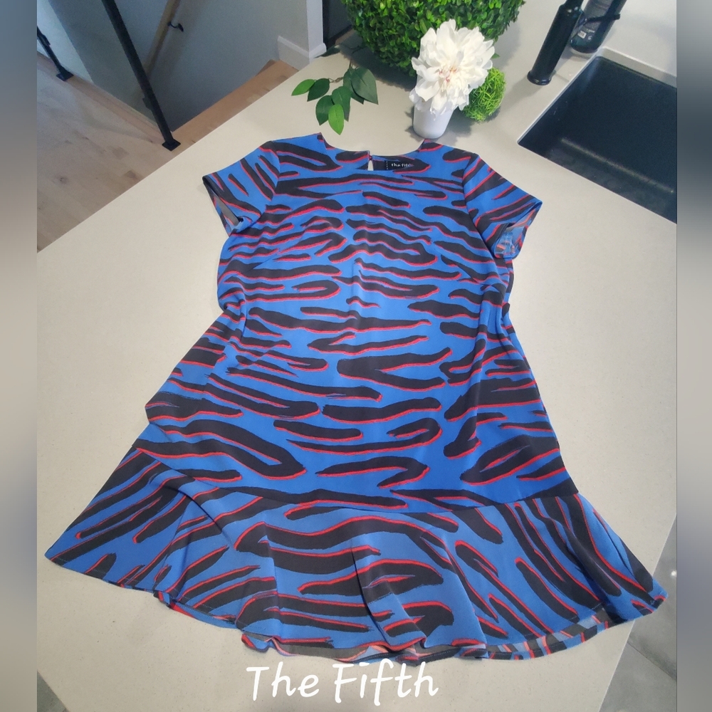 THE FIFTH Sublime robe haut de gamme de longueur midi bleu à motifs
